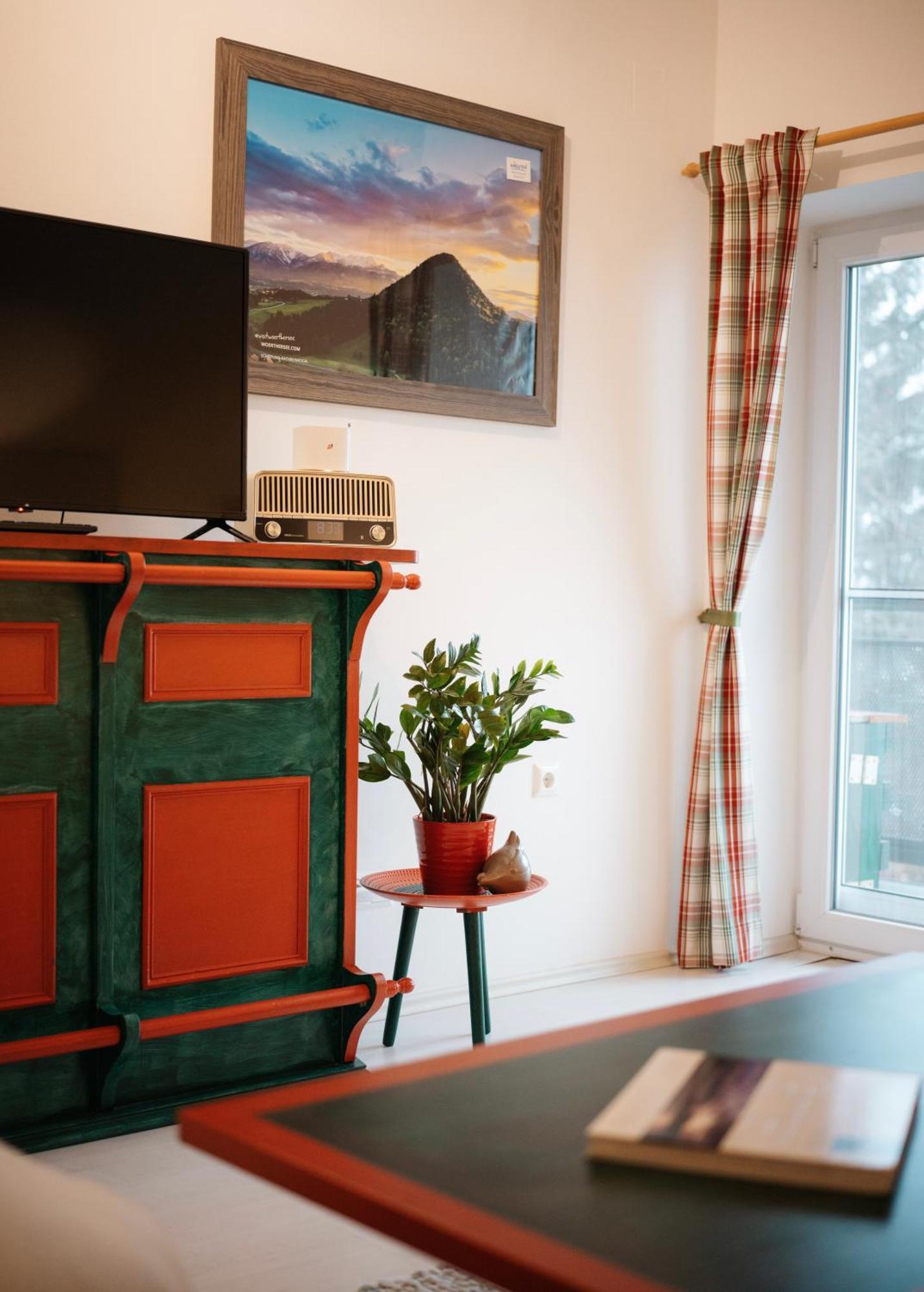 Schwalbennest Velden Apartment Velden am Woerthersee Exterior photo